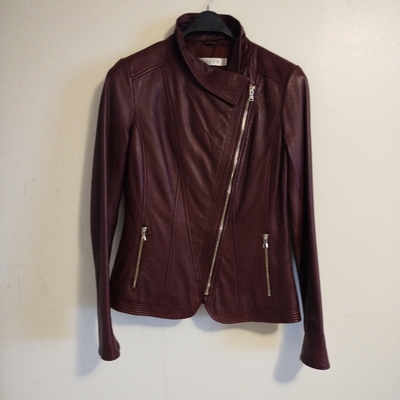 Danier Genuine Leather. Colour Bordeauex Size 2XS - Picture 2 of 5